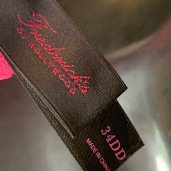 Frederick's of Hollywood Pink Lace Bra - Picture 8 of 8